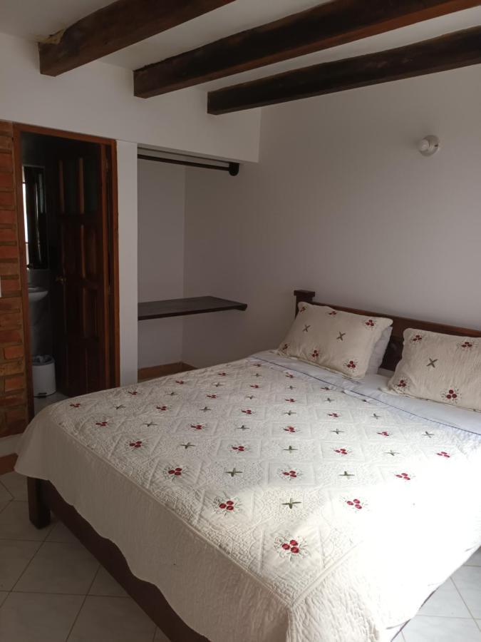 וילה דה לייבה Cemandy Hostal מראה חיצוני תמונה