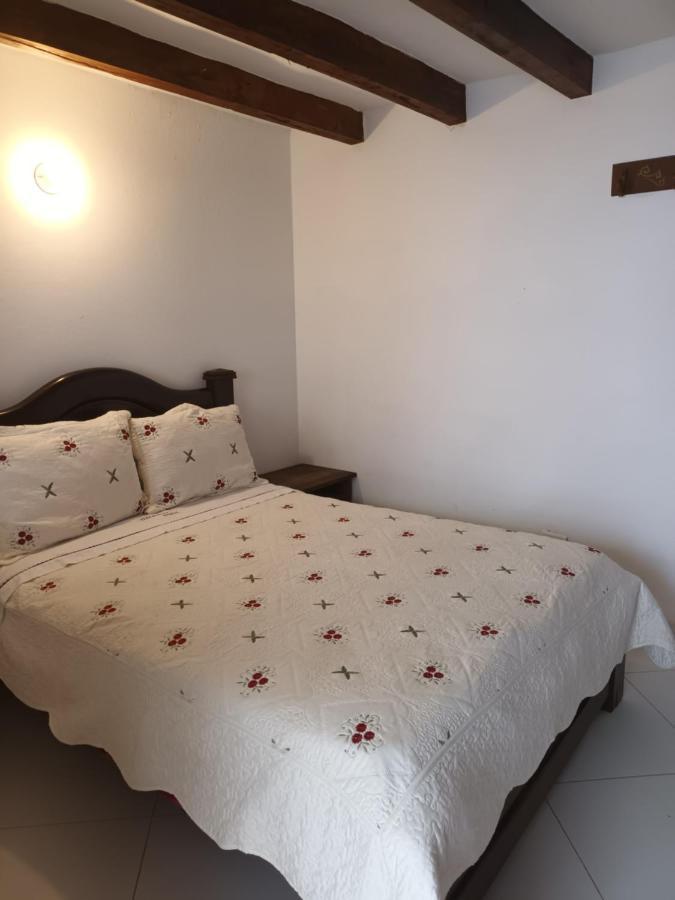 וילה דה לייבה Cemandy Hostal מראה חיצוני תמונה